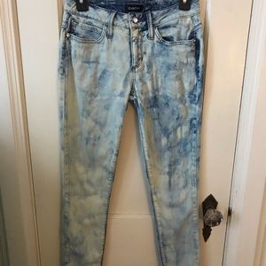 BEBE bleached wash skinny jeans